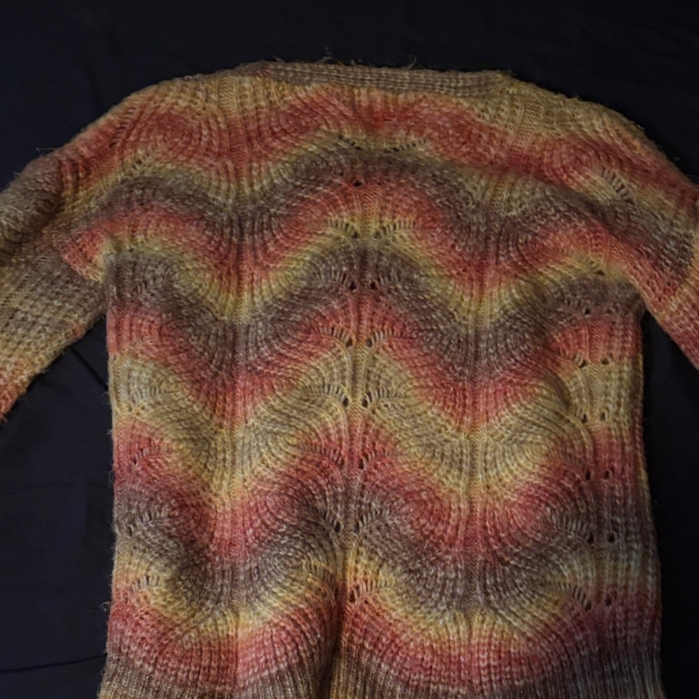 Women's Multicolor V-Neck Sweater - Picture 6 of 6